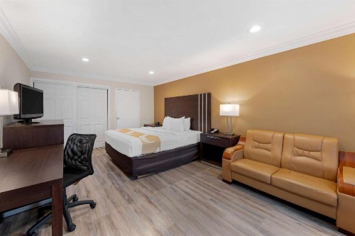 Quality Inn Long Beach - Signal Hill - image 40