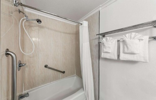 Quality Inn Long Beach - Signal Hill - image 44