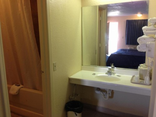 Super 7 Inn-Siloam Springs - image 7