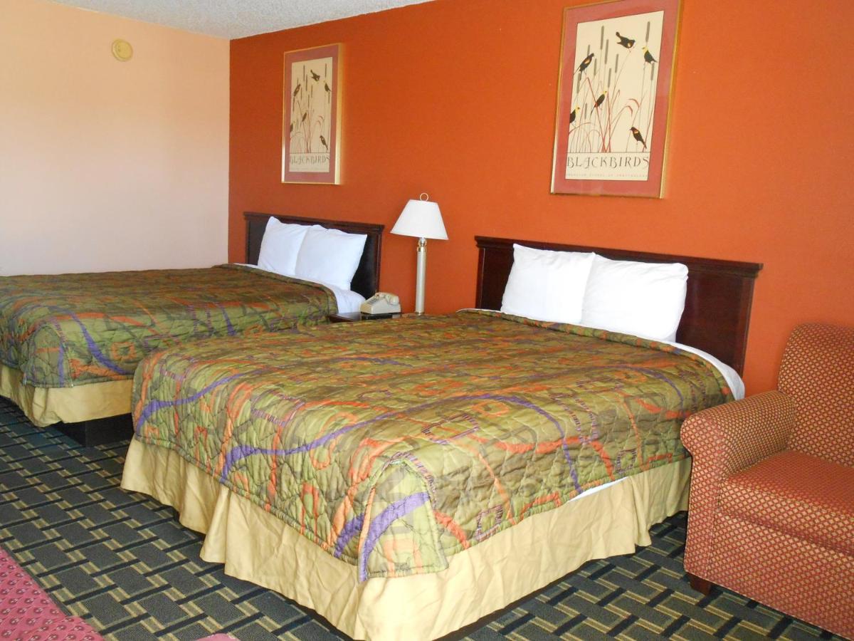 Budget Inn and Suites Siloam Springs - image 5
