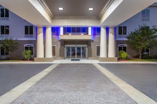 Holiday Inn Express Silver Springs - Ocala an IHG Hotel - image 32