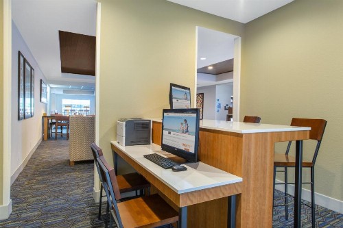 Holiday Inn Express Silver Springs - Ocala an IHG Hotel - image 39