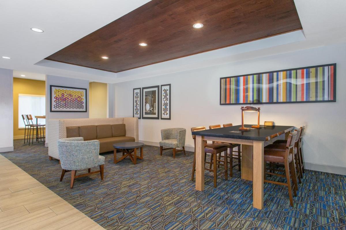 Holiday Inn Express Silver Springs - Ocala an IHG Hotel - image 6