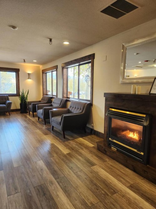 Luxury Inn & Suites - image 25