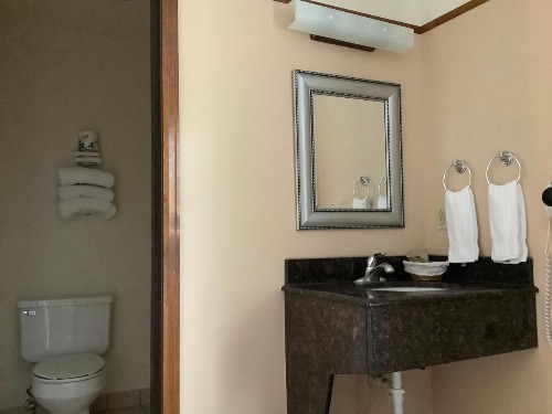 Luxury Inn & Suites - image 38