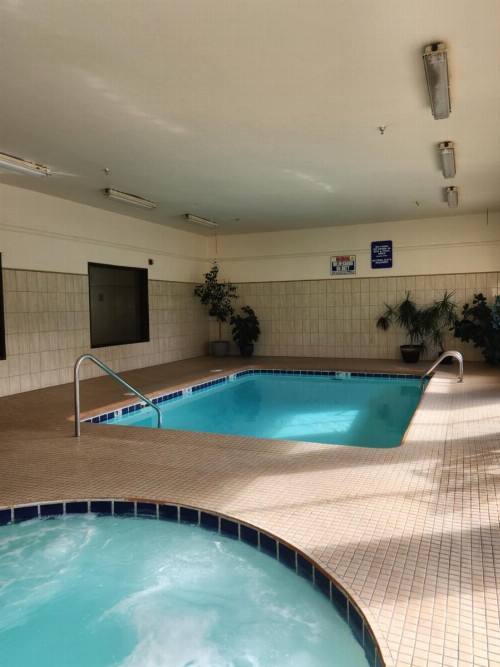 Luxury Inn & Suites - image 49