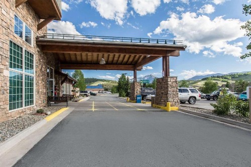 Quality Inn and Suites Summit County - image 16