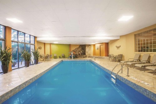 La Quinta by Wyndham Silverthorne - Summit Co - image 6