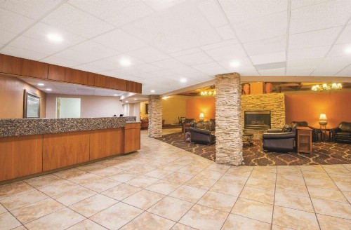 La Quinta by Wyndham Silverthorne - Summit Co - image 15