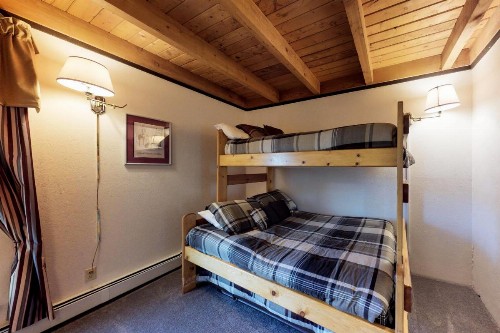 Treehouse 202 - image 9
