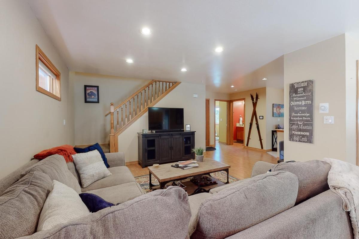 Twenty Grand Chalet - image 6