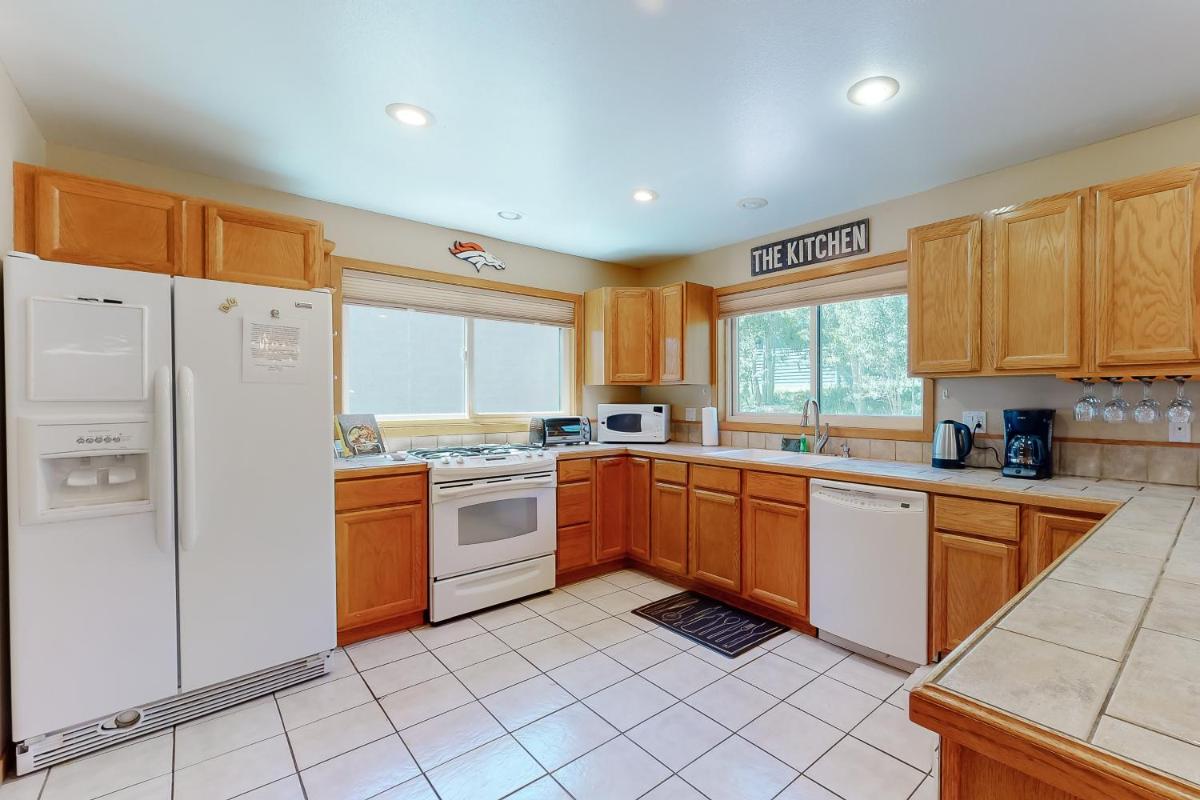 Twenty Grand Chalet - image 7
