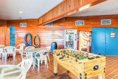 2 Bed 2 Bath Apartment in Summit County - image 9