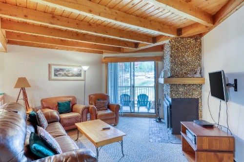 Treehouse 206F - image 1