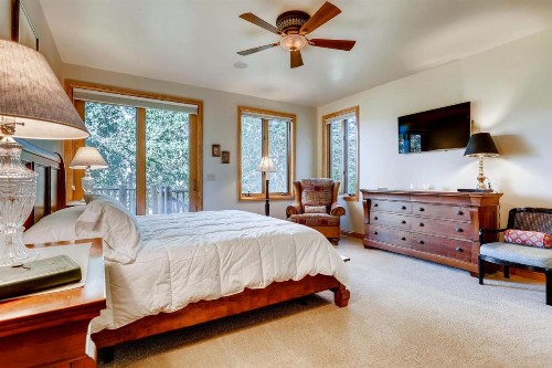 1811 Falcon Drive by Book by Owner - image 10