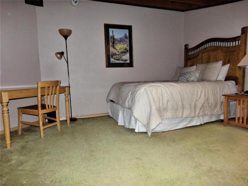 THKT Treehouse 2 Bedroom 1 Bathroom - image 5