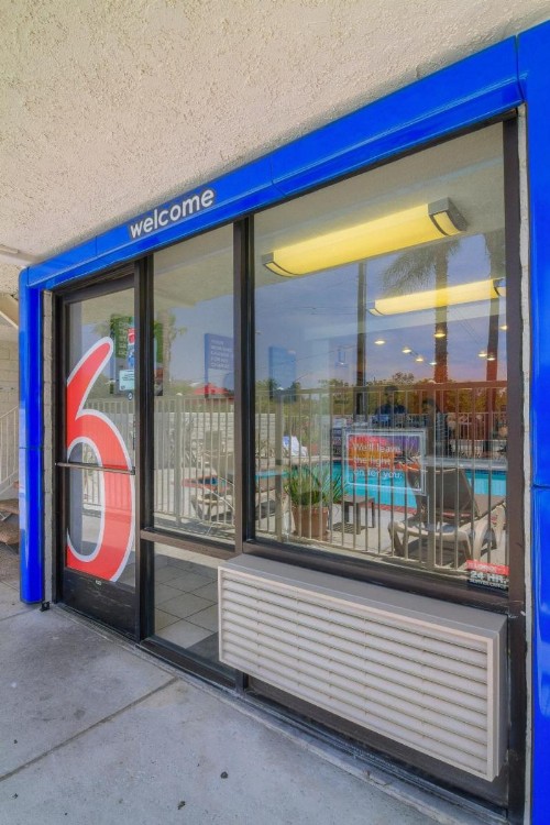 Motel 6-Simi Valley CA - image 17