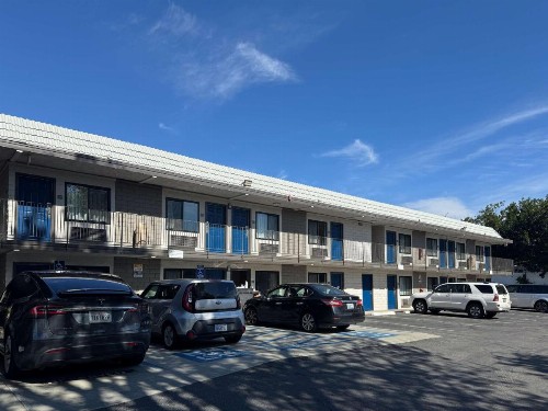 Motel 6-Simi Valley CA - image 5