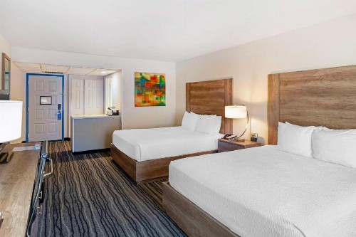 Best Western Posada Royale Hotel & Suites - image 17