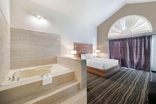 Best Western Posada Royale Hotel & Suites - image 32