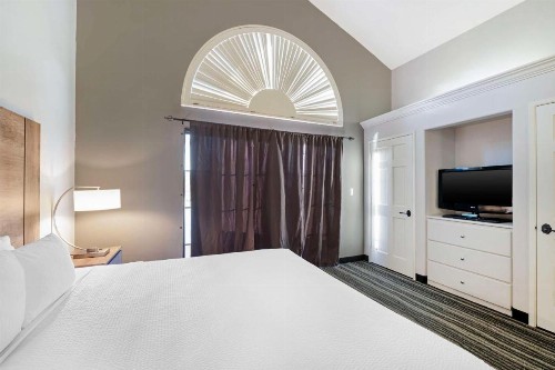 Best Western Posada Royale Hotel & Suites - image 5