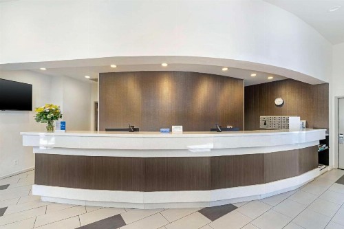 Best Western Posada Royale Hotel & Suites - image 6