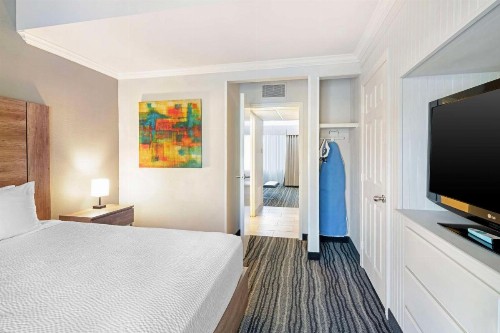 Best Western Posada Royale Hotel & Suites - image 9
