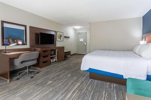Hampton Inn Sioux Falls - image 24