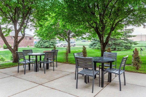 Hampton Inn Sioux Falls - image 30
