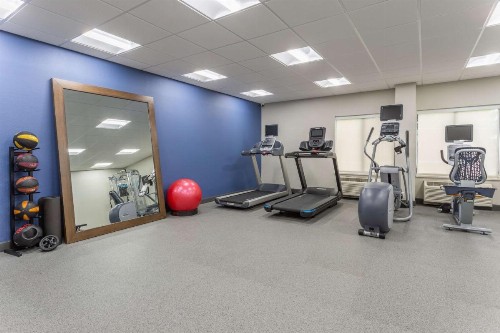 Hampton Inn Sioux Falls - image 35