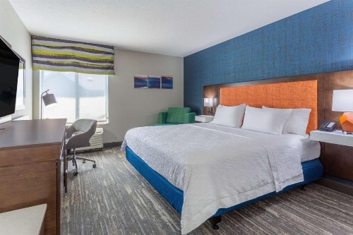 Hampton Inn Sioux Falls - image 37