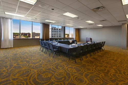 Holiday Inn Sioux Falls-City Center an IHG Hotel - image 29