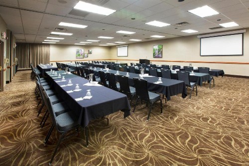 Holiday Inn Sioux Falls-City Center an IHG Hotel - image 33