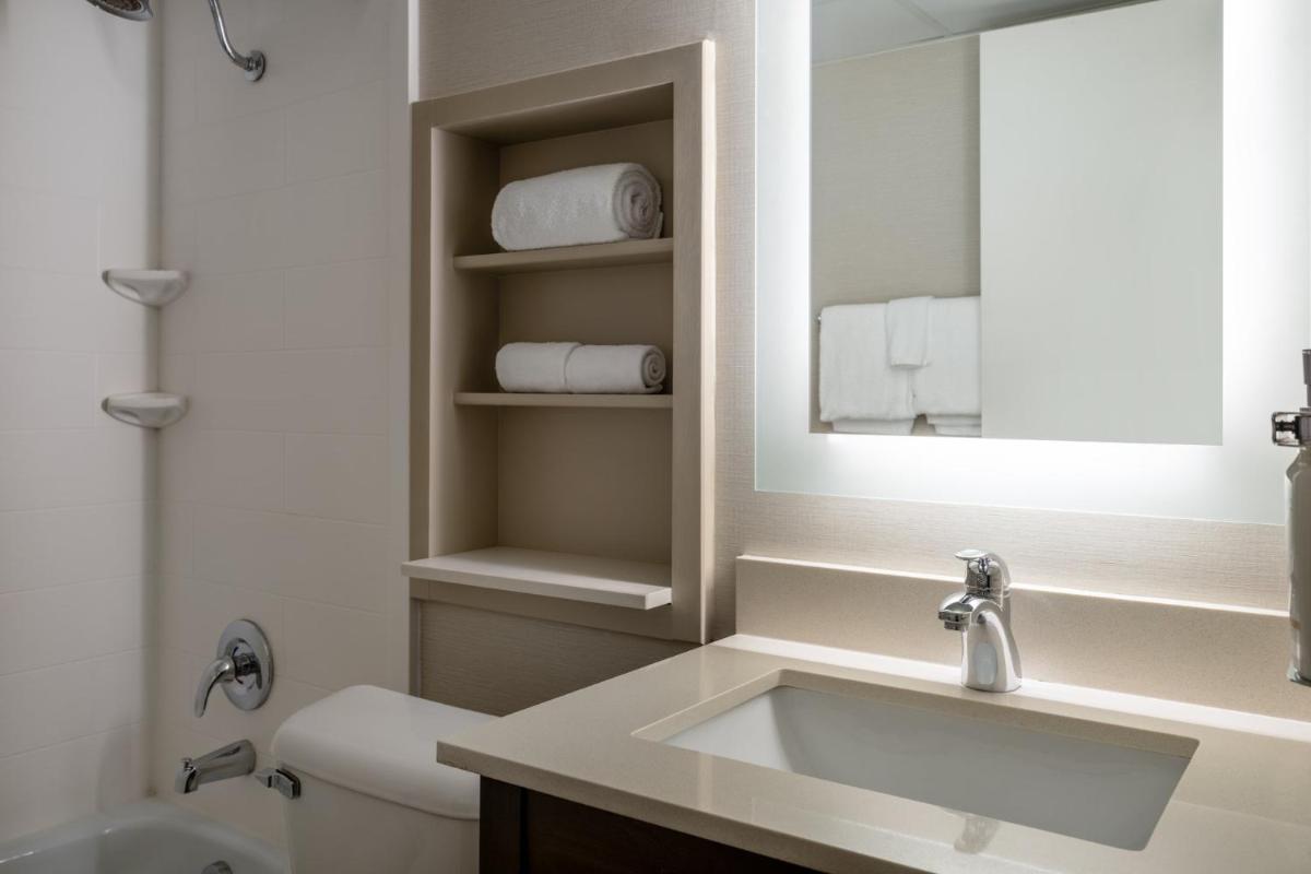 Holiday Inn Sioux Falls-City Center an IHG Hotel - image 5