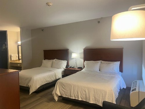 Holiday Inn Express Hotel & Suites Sioux Falls At Empire Mall an IHG Hotel - image 21
