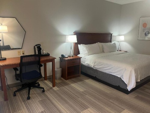 Holiday Inn Express Hotel & Suites Sioux Falls At Empire Mall an IHG Hotel - image 24