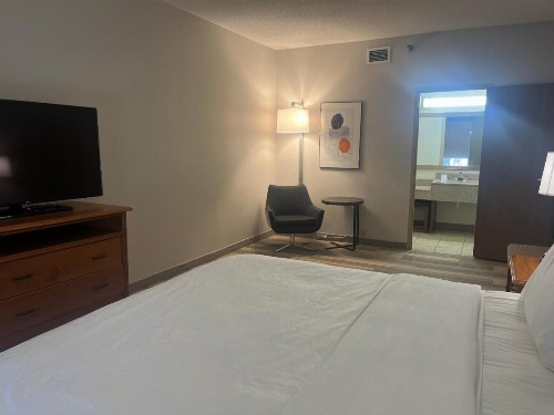 Holiday Inn Express Hotel & Suites Sioux Falls At Empire Mall an IHG Hotel - image 38