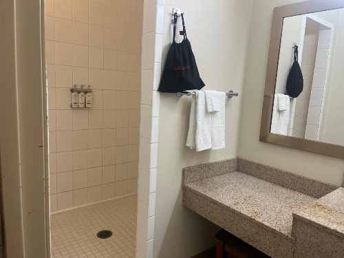 Holiday Inn Express Hotel & Suites Sioux Falls At Empire Mall an IHG Hotel - image 41