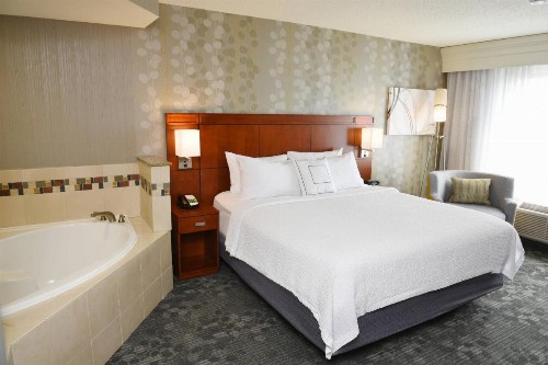 Courtyard By Marriott Sioux Falls - image 5