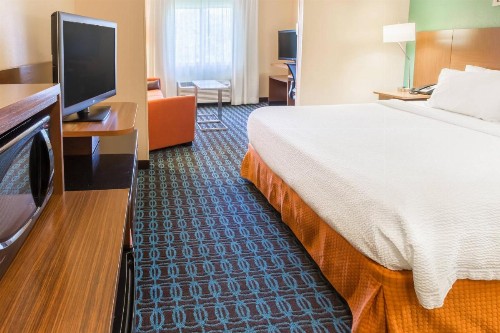 Fairfield Inn & Suites Sioux Falls - image 17