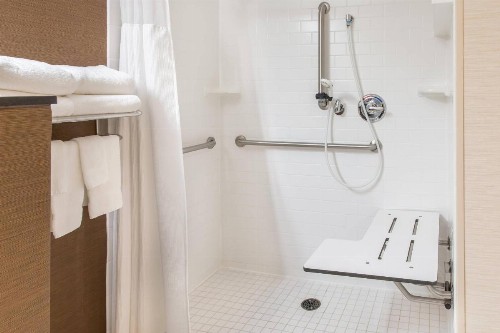 Fairfield Inn & Suites Sioux Falls - image 18