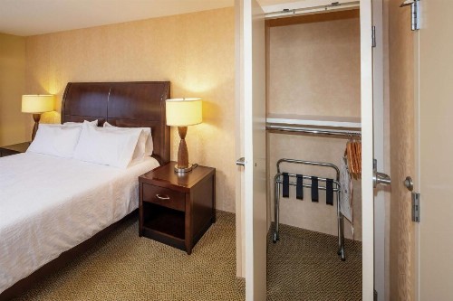 Hilton Garden Inn Sioux Falls South - image 13