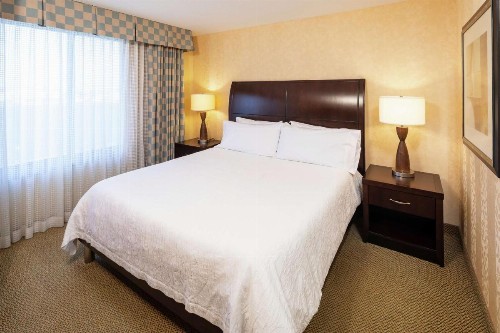 Hilton Garden Inn Sioux Falls South - image 9