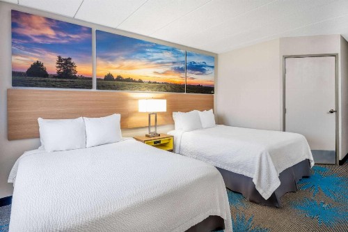 Days Inn by Wyndham Sioux Falls Airport - image 22