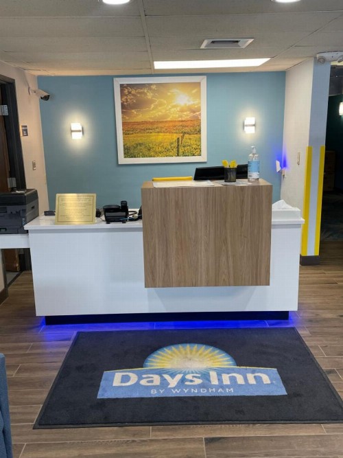 Days Inn by Wyndham Sioux Falls Airport - image 27