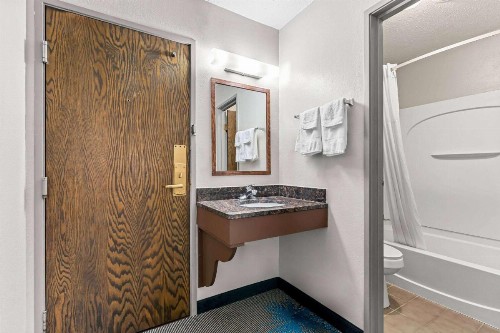 Days Inn by Wyndham Sioux Falls - image 18