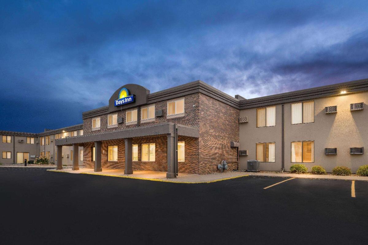 Days Inn by Wyndham Sioux Falls - image 4