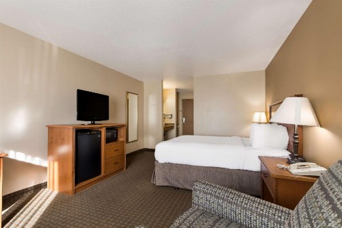 Best Western Empire Towers - image 3