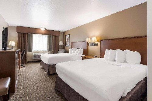 Best Western Empire Towers - image 4