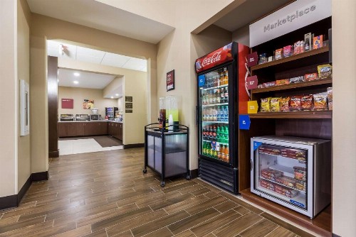 Comfort Suites - Sioux Falls - image 15